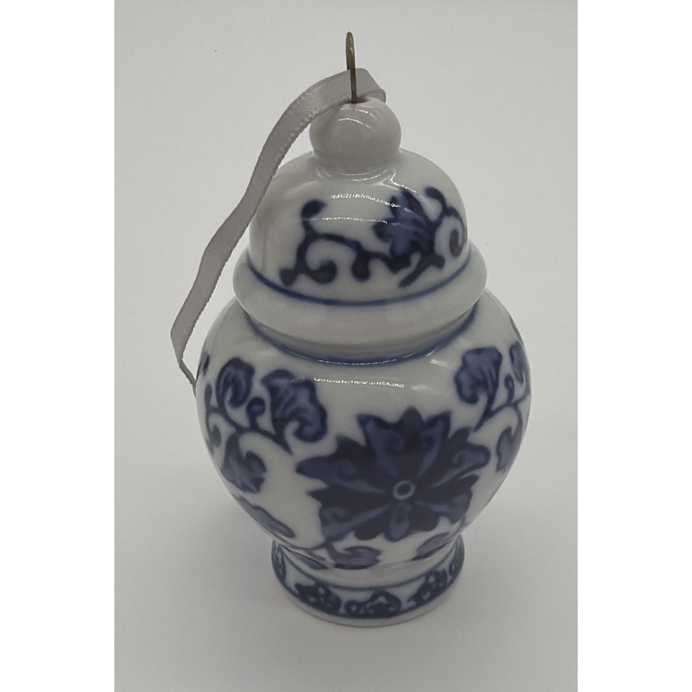 Mini Porcelain Ginger Jar‎ Ornaments Blue & White Chinoiserie Xmas Ornament